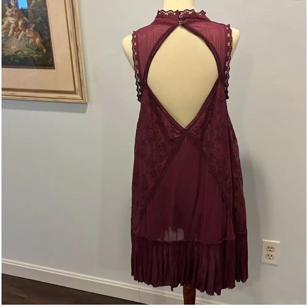 FREE PEOPLE | angel lace mini dress in wine M